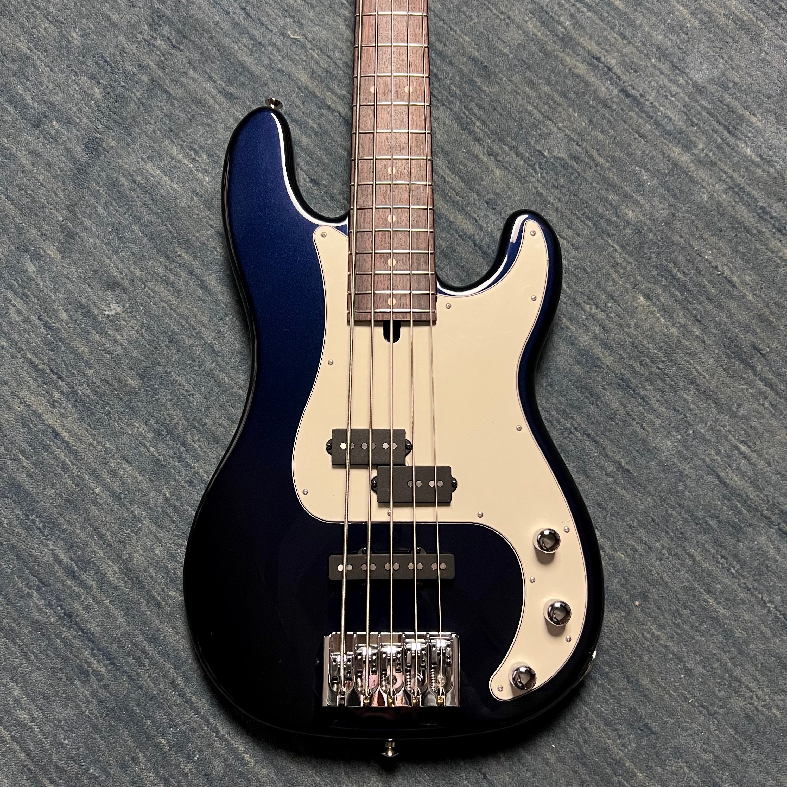 PJ5 Custom Mike Lull’s Guitar Works Inc.