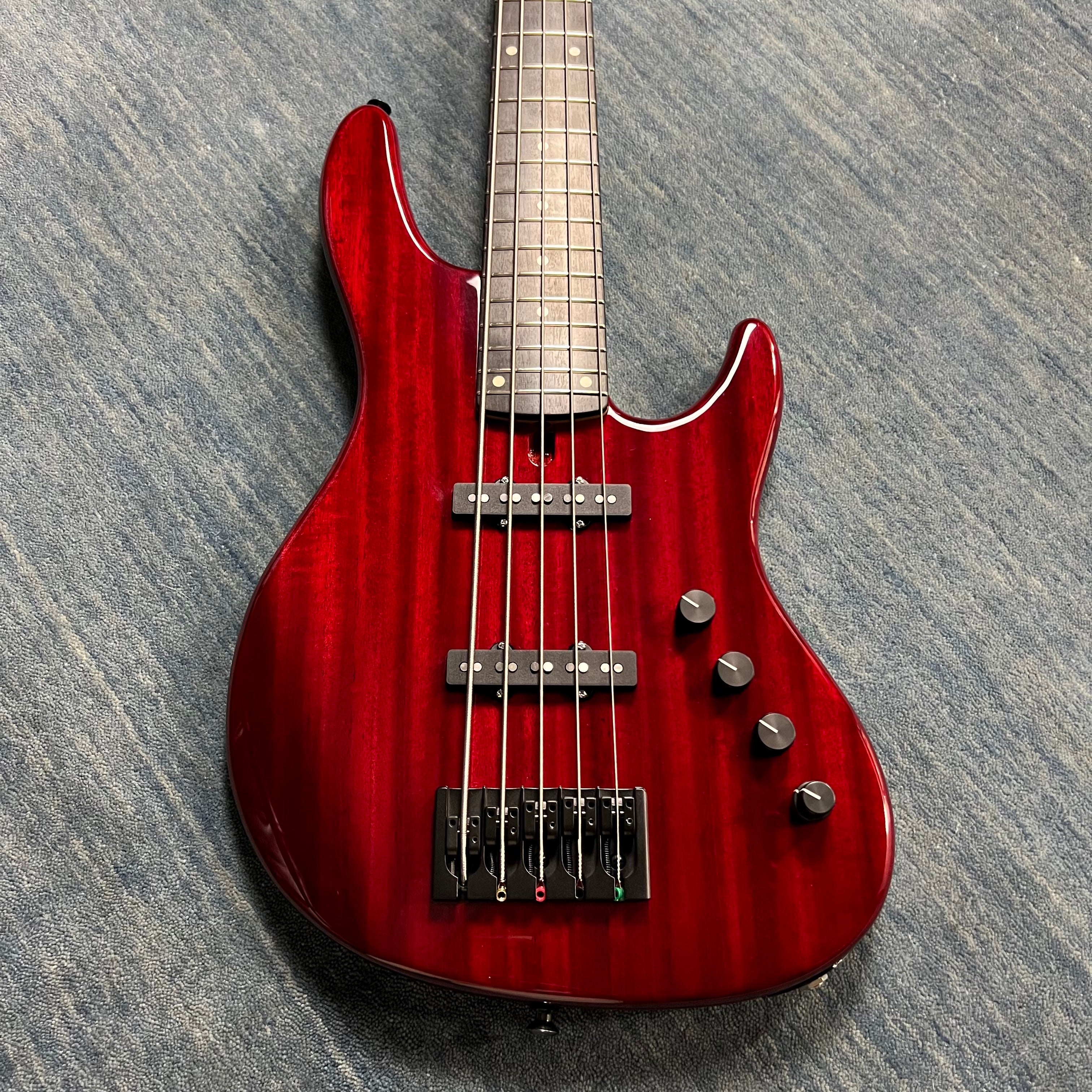 M5 Custom Mike Lull’s Guitar Works Inc.