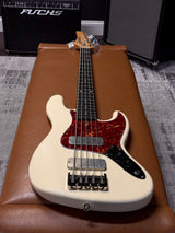 IMA5 - Aged Olympic White